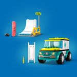 LEGO-City-60403-Ambulanza-di-Emergenza-e-Snowboarder-Veicolo-Giocattolo-per-il-Pronto-Soccorso-Giochi-per-Bambini-4--Anni