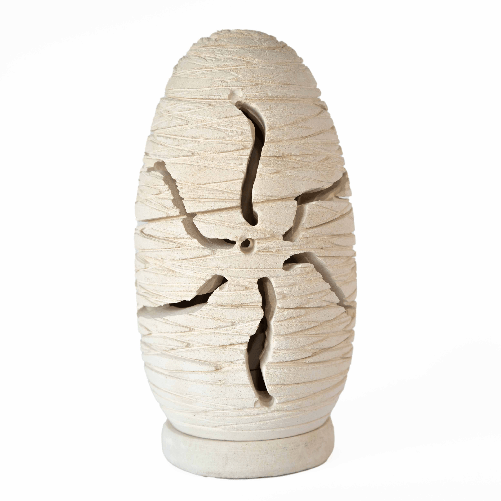 Maestro-d-arte-De-Iaco-Alfredo---Lampada-da-terra-o-tavolo-PIGNA-SPAZZOLATA-Grande-scultura-decorazione-in-Pietra-Leccese-salentina-misure-35-x-12-cm