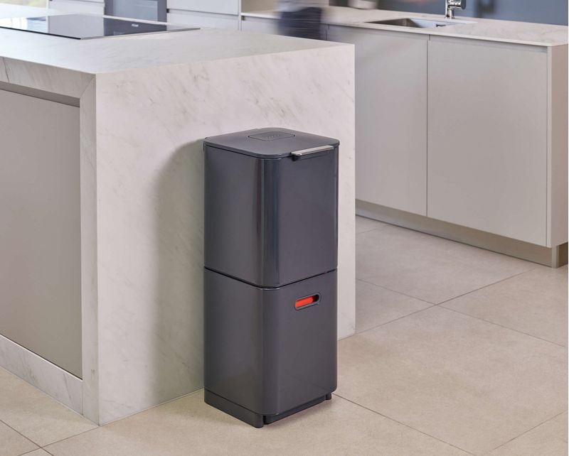 Joseph-Joseph-Pattumiera-Totem-60-Litri-Grafite