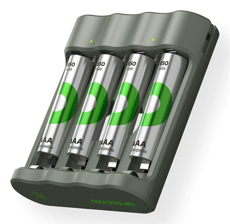 GP-Batteries-ReCyko-B441-4-Port-Modello-USB-Caricabatterie-con-4xAAA-NiMh-850mAh
