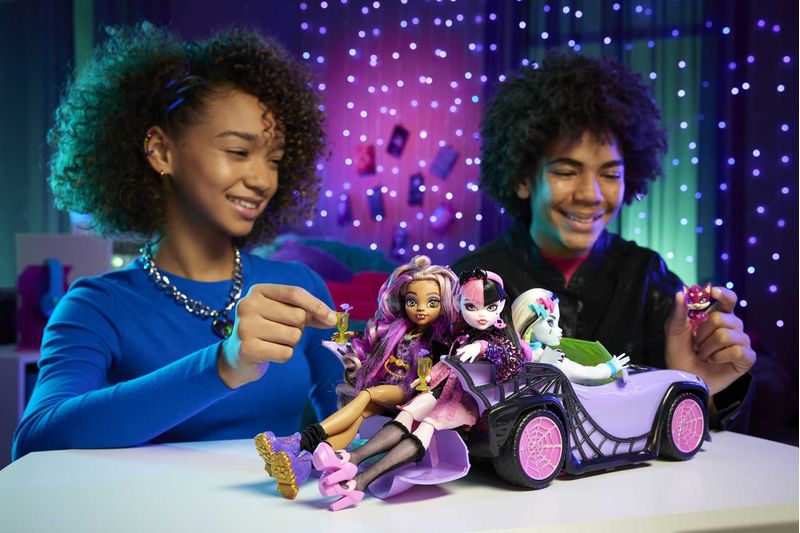 Mattel-Monster-High-La-Mostromobile