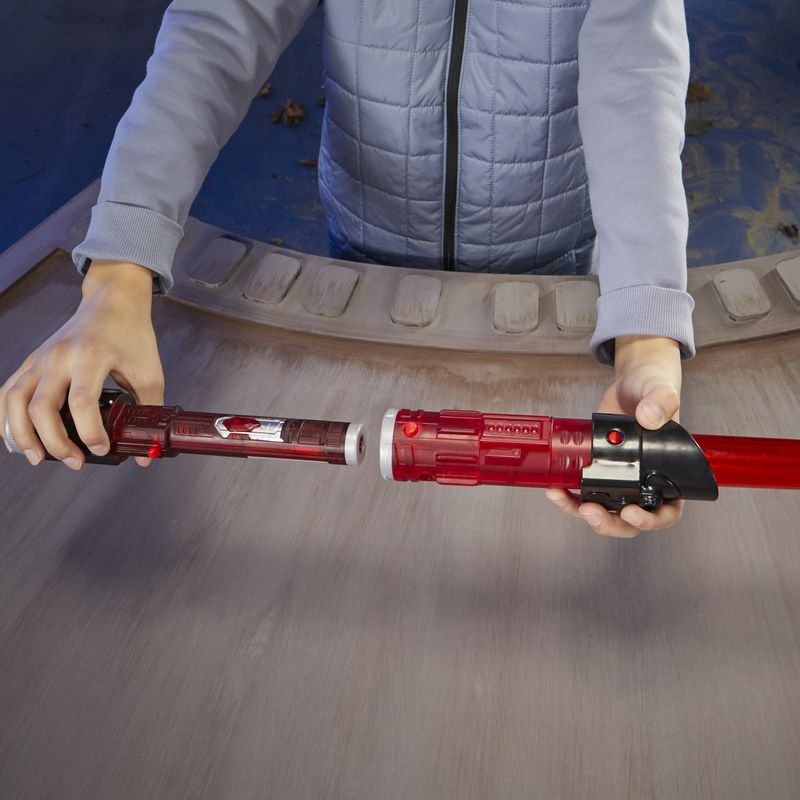 Hasbro-Star-Wars-Lightsaber-Forge--Darth-Vader