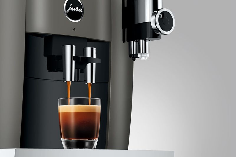 JURA-S8-Dark-Inox---Macchina-da-caffe--automatica-19-L-15-bar-1450-W-27-specialita--macinacaffe--Professional-Aroma-Grinder-display-touch-da-43---funzione-Sweet-Foam-Dark-Inox