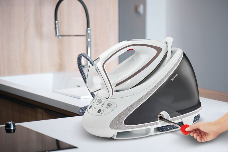 Tefal-PRO-Express-Ultimate-GV9567-Ferro-da-Stiro-a-Vapore-Bianco