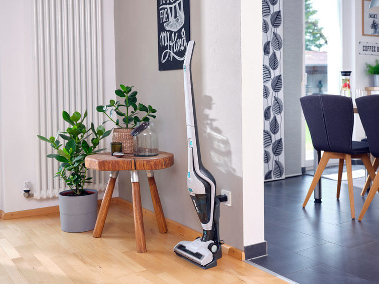 Leifheit-Rotaro-PowerVac-2in1-Senza-sacchetto-Nero-Blu-Bianco