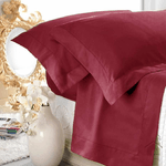 COMPLETO LENZUOLA MATRIMONIALE CAVALIERI PURO RASO DI COTONE COLLEZIONE GINEVRA colore Bordeaux