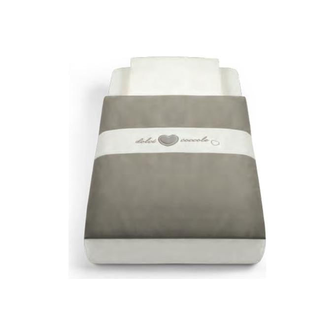 img-fe95f085-f167-4e0d-81c6-64bdf65ee5db