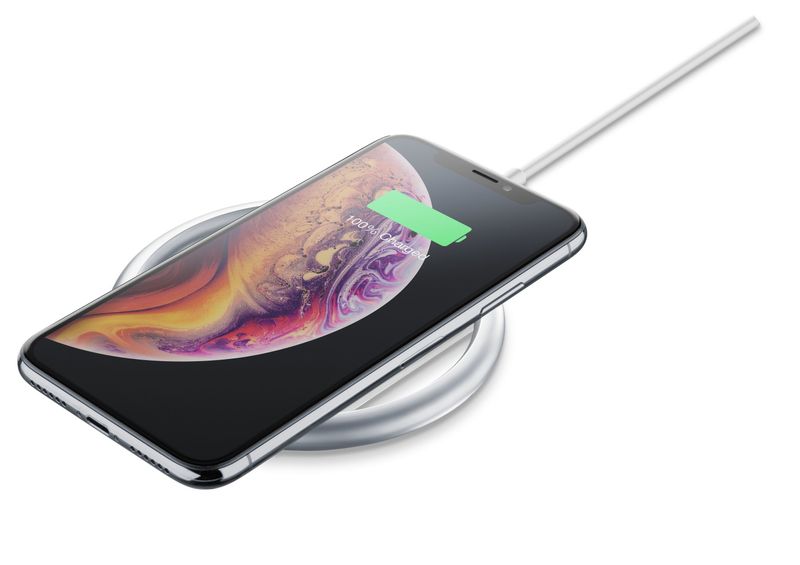 Cellularline-Arena-Wireless-Charger---Apple