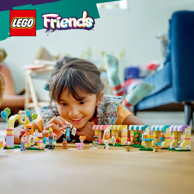 LEGO-Friends-42615-Giorno-dell-Adozione-dei-Cuccioli-Giochi-per-Bambini-6--con-7-Personaggi-e-5-Figure-di-Animali-Giocattolo