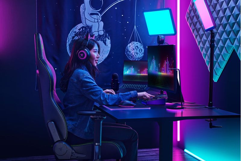 Razer-RZ19-03860100-R3M1-mixer-audio-4-canali-10---20000-Hz-Nero--RAZER-ALL-IN-ONE-ANALOG-AUDIO-MIXER-