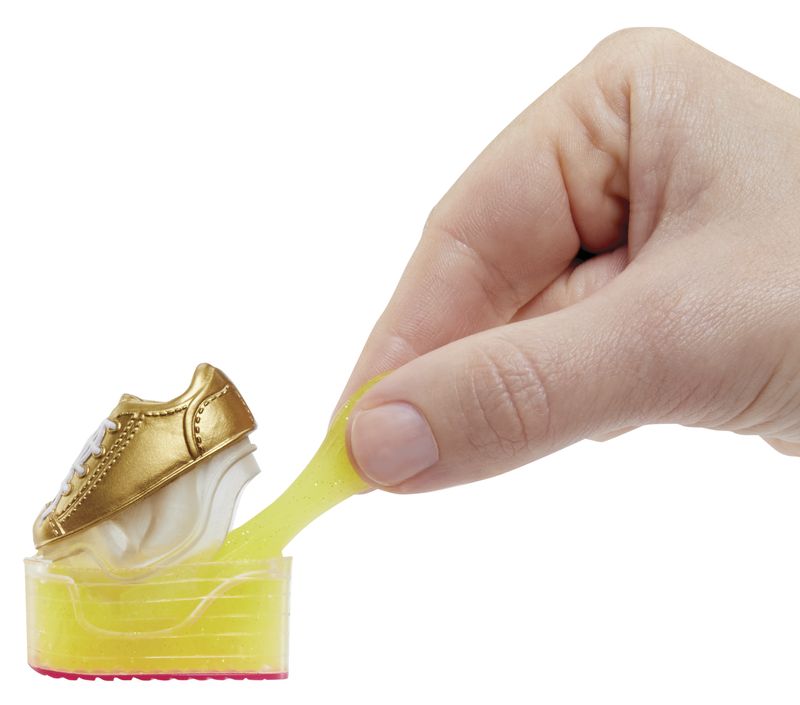 Rainbow-High-Classic-Rainbow-Fashion-Doll--Sunny--yellow-