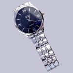 Trade Shop Traesio-orologio Da Polso Yx Uomo Analogico Al Quarzo Elegante Acciaio Silver Fondo Blu -