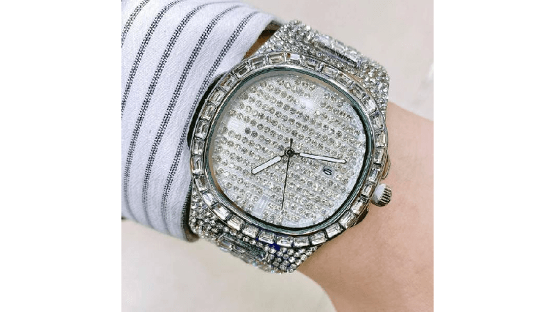 Trade Shop Traesio orologio Da Polso Uomo Acciaio Elegante Brillantini Calendario Analogico Silver PagineGialle Shop