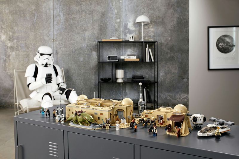 LEGO-Star-Wars-Taverna-Mos-Eisley---75290