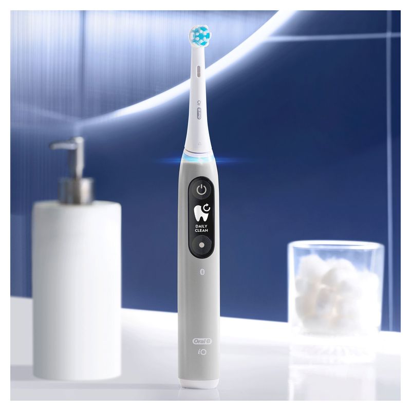 Oral-B-iO-Spazzolino-Elettrico-Ricaricabile-6S-Grigio-2-Testine-1-Custodia-Da-Viaggio-1-Spazzolino