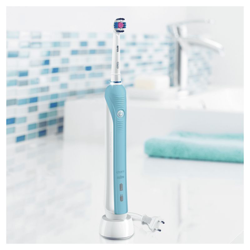 Oral-B-PRO-80285669-spazzolino-elettrico-Adulto-Spazzolino-rotante-oscillante-Blu