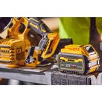 DeWALT-DCS573NT-XJ-sega-circolare-portatile