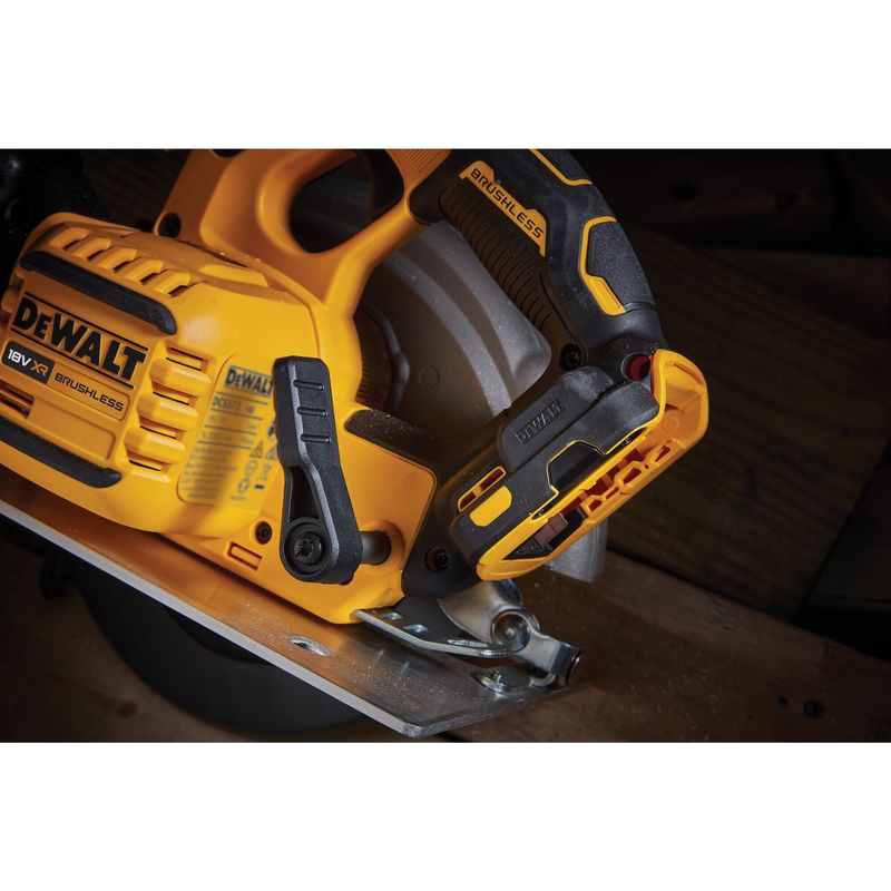 DeWALT-DCS573NT-XJ-sega-circolare-portatile