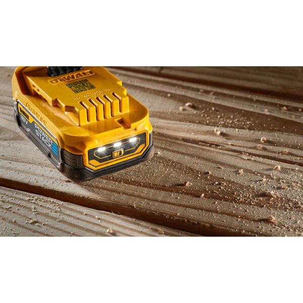 DeWALT-DCBP034-XJ-batteria-e-caricabatteria-per-utensili-elettrici