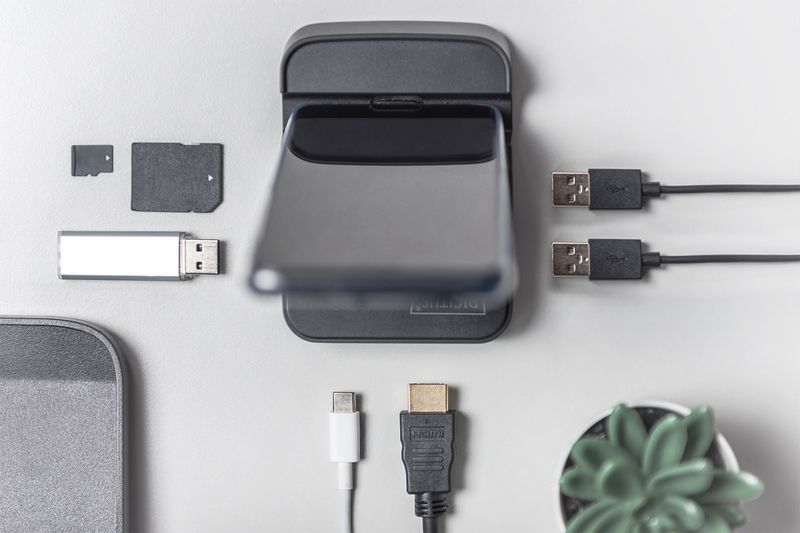Digitus-Docking-station-per-smartphone-USB-C™-7-porte
