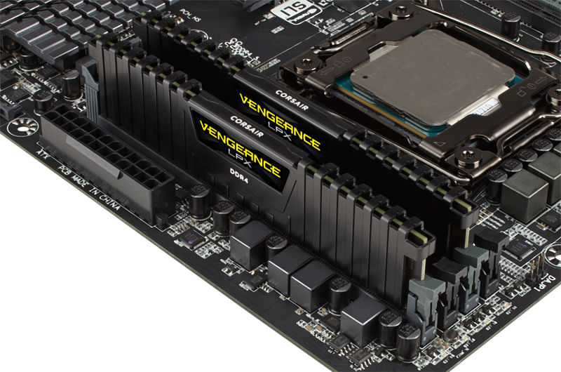a€¢-Typ--DDR4-DIMM-288-Pin-a€¢-Module--4x-8GB-a€¢-JEDEC--PC4-21300U-a€¢-Spannung--1.20V-a€¢-Besonderheiten--Intel-XMP-2.