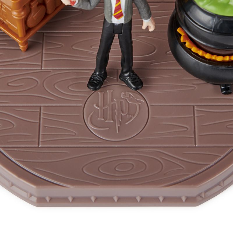 Wizarding-World-Classe-di-Pozioni-con-bambola-esclusiva-Harry-Potter-e-accessori