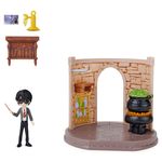 Wizarding-World-Classe-di-Pozioni-con-bambola-esclusiva-Harry-Potter-e-accessori