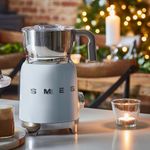 Smeg-Montalatte-50-s-Style-–-Azzurro-LUCIDO-–-MFF11PBEU