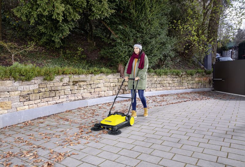 Karcher-S-4-Twin-scopa-elettrica-Nero-Giallo