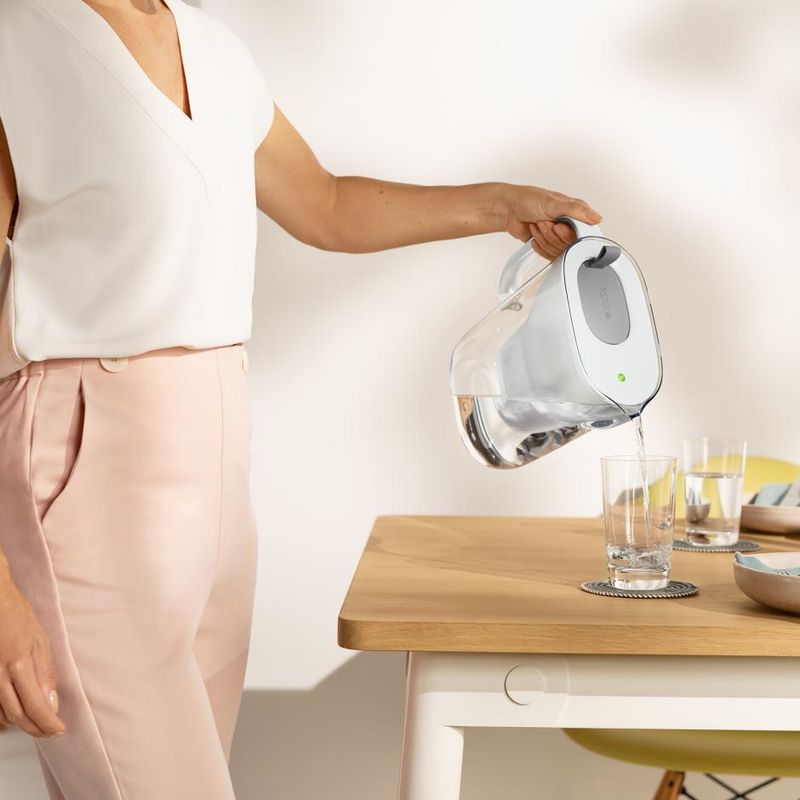 Brita-1051449-Filtraggio-acqua-Caraffa-filtrante-24-L-Trasparente-Bianco