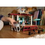 schleich-Caravan-for-secret-club-meetings