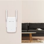 Mercusys-FO-ME30-Range-Extender-Wi-Fi-Ac1200-867-300Mbps-1-Porta-10-100-Rj45-2-Antenne-Esterne