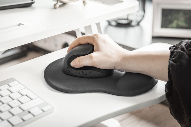 Digitus-Tappetino-per-mouse-ergonomico-con-supporto-per-la-mano