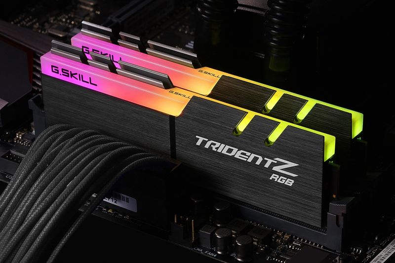 G.Skill-Trident-Z-RGB-F4-3200C16D-16GTZRX-memoria-16-GB-2-x-8-GB-DDR4-3200-MHz