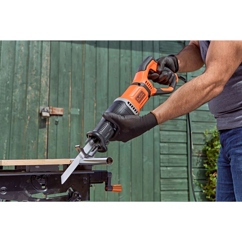 Black---Decker-BES301-QS-sega-alternativa-2800-spm--fogli-per-minuto--750-W-Nero-Arancione