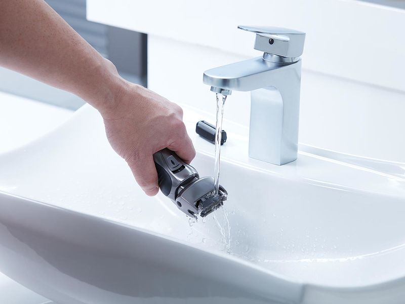 Panasonic-ES-RW33-Rasoio-Trimmer-Nero-Argento