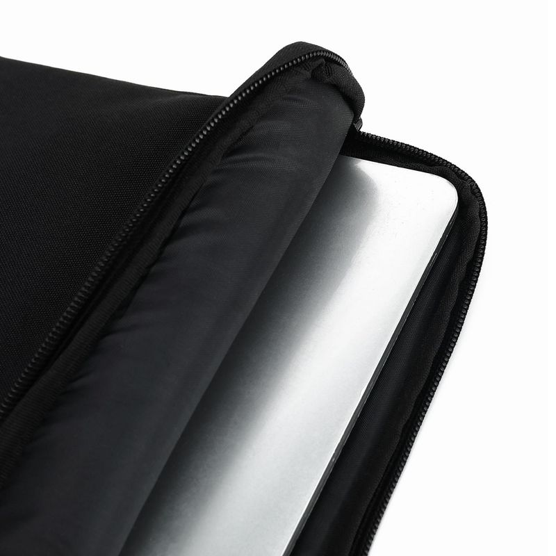 Celly-NOMADSLEEVEBK-borsa-per-laptop-338-cm--13.3---Custodia-a-tasca-Nero