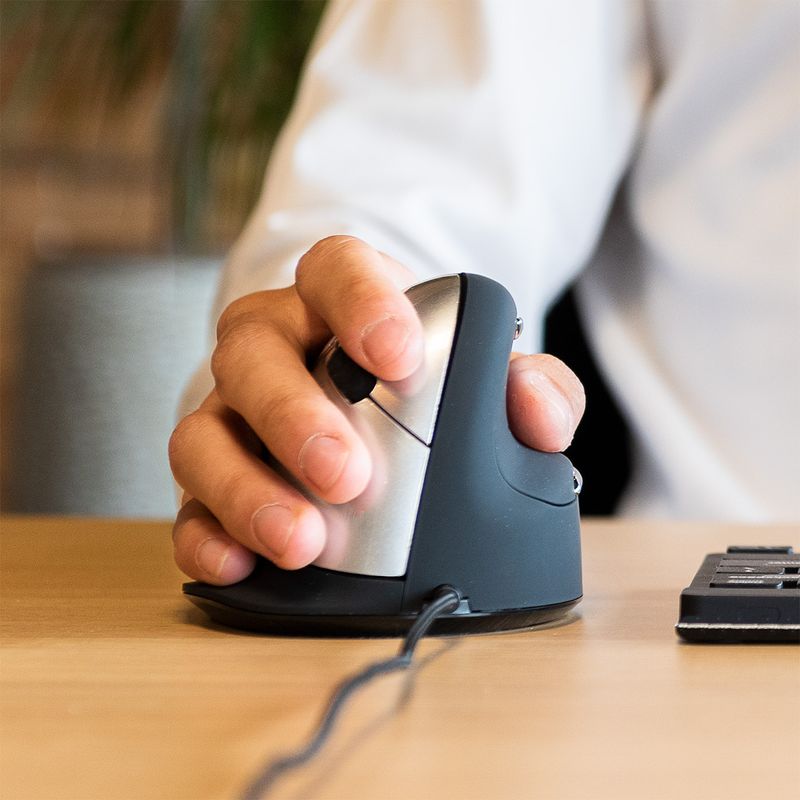 R-Go-Tools-HE-Mouse-R-Go--mouse-ergonomico-Medio--165-195mm--destrorso-cablata