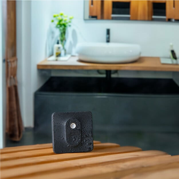 Shelly-BLU-H-T-Black---Shelly-Sensore-Temp-Umid-Bluetooth-nero