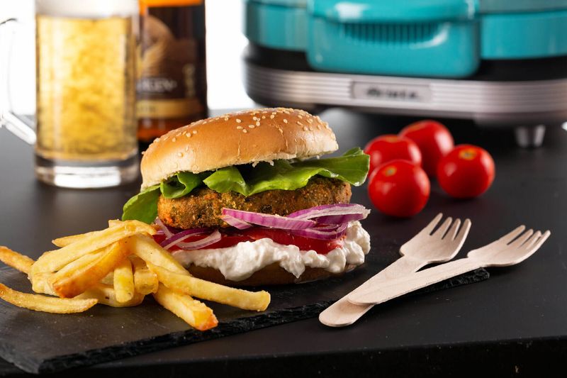 Ariete-205-Hamburger-Maker-Party-Time-Macchina-per-fare-hamburger-1200-W-Doppie-piastre-antiaderenti-2-scomparti