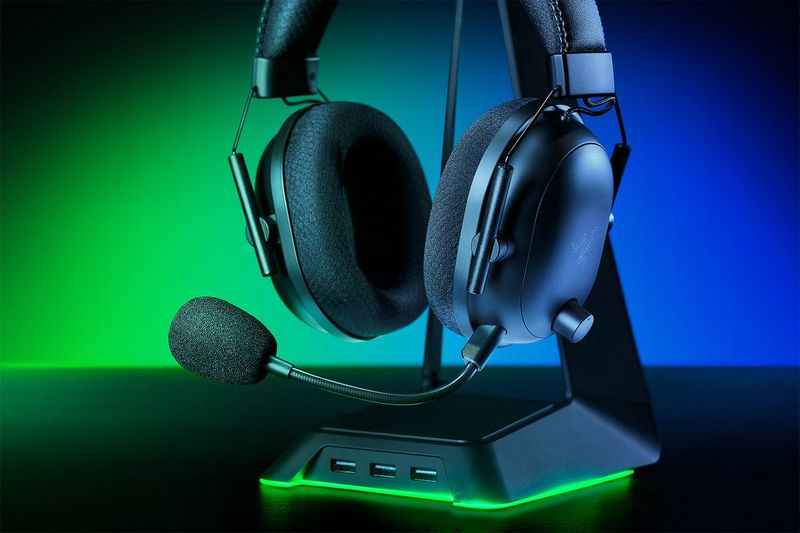 Razer-BlackShark-V2-Pro-Auricolare-Con-cavo-e-senza-cavo-A-Padiglione-Giocare-Nero