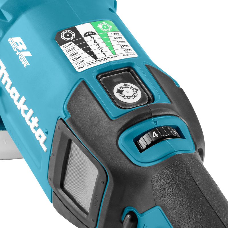 Makita-DPO600Z-lucidatrice-per-auto-6800-Giri-min