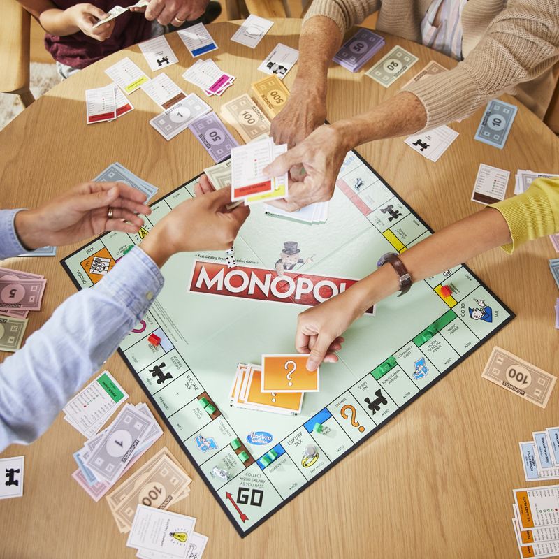 Monopoly---Classico--gioco-in-scatola-Gaming-