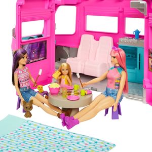 Mattel Barbie Camper dei Sogni - Veicolo con Scivolo e Piscina - 2 Cuccioli - 7 Aree Gioco - Alto 76 cm