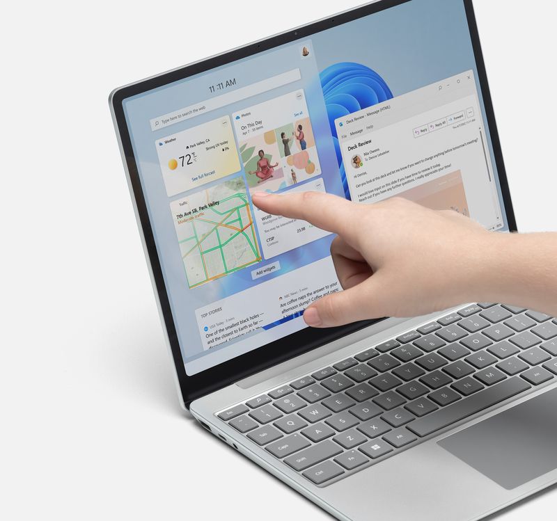 Microsoft-Surface-Laptop-Go-2-i5-1135G7-Computer-portatile-315-cm--12.4---Touch-screen-Intel-Core-i5-4-GB-LPDDR4-SDRAM-128-GB-SSD-Wi-Fi-6--802.11ax