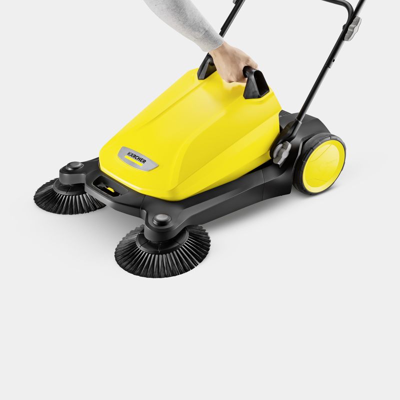 Karcher-S-4-scopa-elettrica-Nero-Giallo