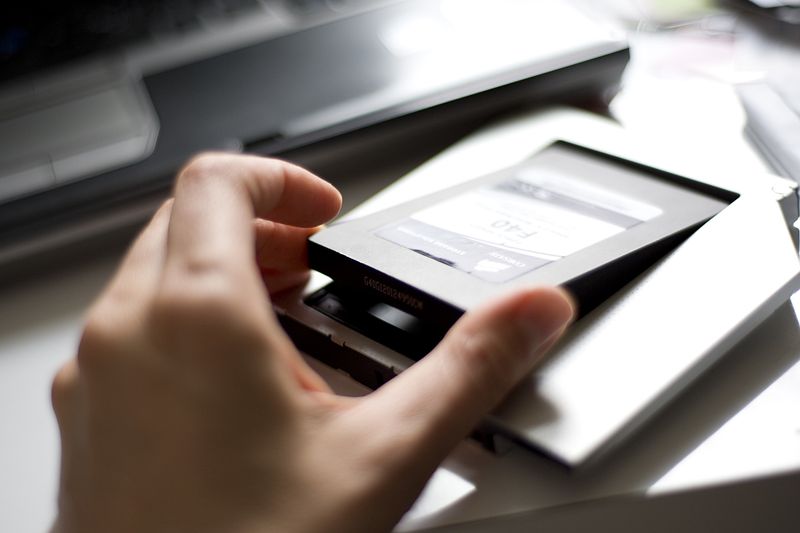 Digitus-Telaio-di-installazione-per-alloggiamenti-unita--CD-DVD-Blu-ray-SATA-su-SATA-III-altezza-127-mm