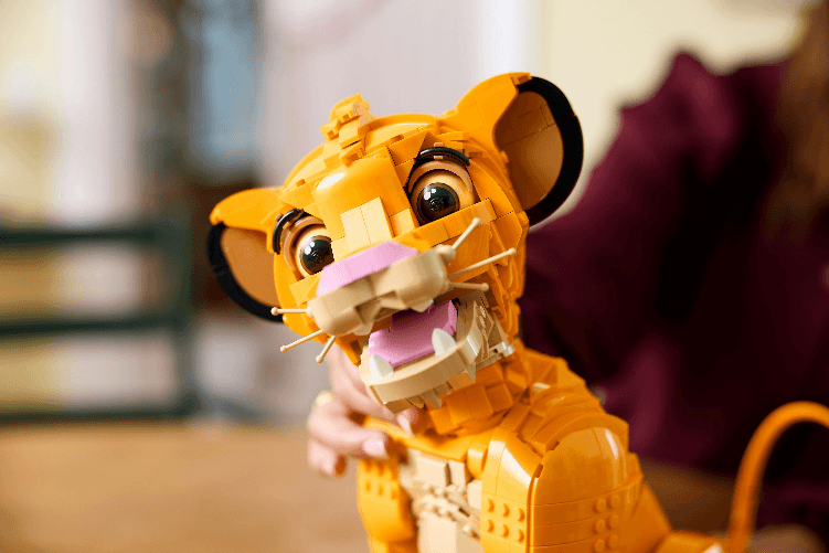 LEGO-Disney-Giovane-Simba-Re-Leone-Modellino-da-Costruire-per-Adulti-con-Figura-di-Animale-Mobile-Hobby-Creativo-da-Collezione-Idea-Regalo-per-Lui-Lei-Marito-Moglie-e-per-i-Fan-del-Film-43247