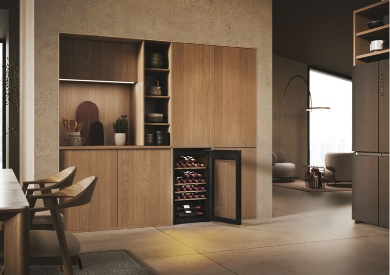 Haier-Wine-Bank-50-Serie-3-HWS34GGH1-Cantinetta-vino-con-compressore-Libera-installazione-Nero-34-bottiglia-bottiglie