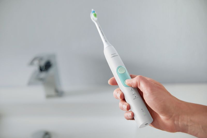 Philips-Sonicare-ProtectiveClean-5100-Sonicare-Spazzolini-Elettrico-Sonici-con-custodia-da-viaggio-confezione-da-1-Spazzolino-Bianco-e-1-Spazzolino-Blu-HX6851-34